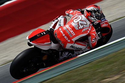 Dovizioso finishes eighth in Catalunya GP, Crutchlow forced to retire