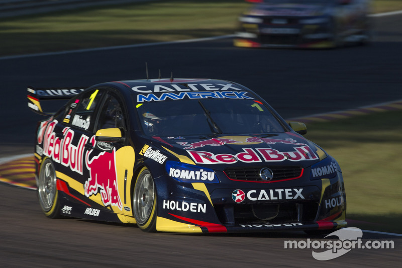 Whincup claims back-to-back poles in Darwin