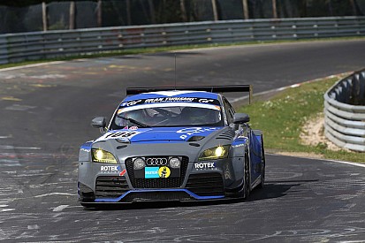 Rotek Racing on a recovery drive as darkness descends over Nürburgring