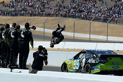 Carl Edwards holds off a Chevy charge at Sonoma
