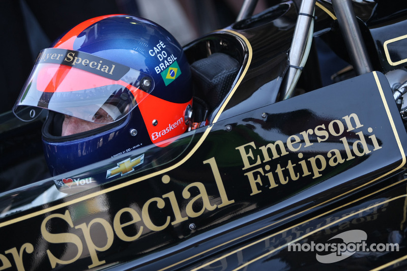 Emerson Fittipaldi and Nigel Mansell complete line-up for Silverstone’s parades