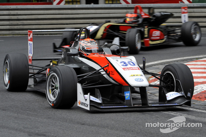 Max Verstappen also wins at Norisring