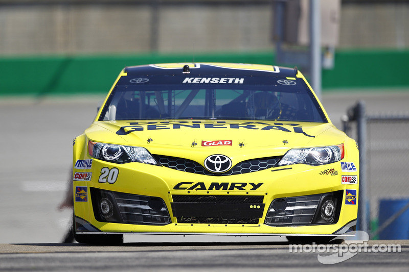 Winless Matt Kenseth hopes to defend Kentucky title