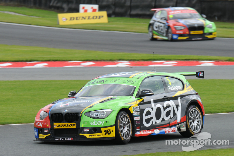 Turkington continues Croft domination with Race One victory