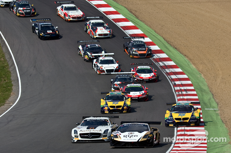 Battle at the beach for the Blancpain Sprint Series