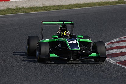 Yelloly sets the pace at Silverstone