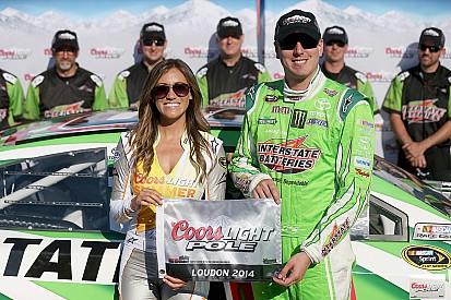 Kyle Busch claims pole position for the Cup race at New Hampshire