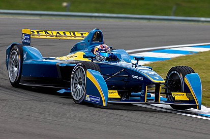 e-dams-Renault tops the time sheets