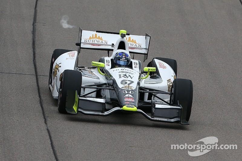Breakthrough night for Newgarden in Iowa