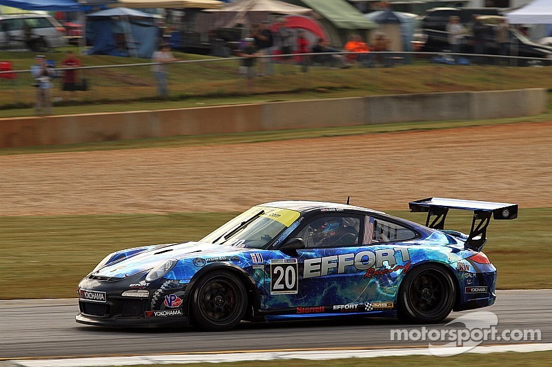 Sloan Urry takes weekend's first Porsche GT3 Cup Challenge race