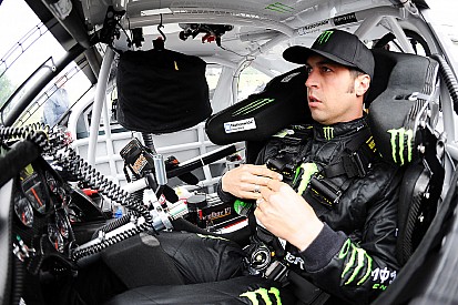 Sam Hornish Jr. is sidelined early