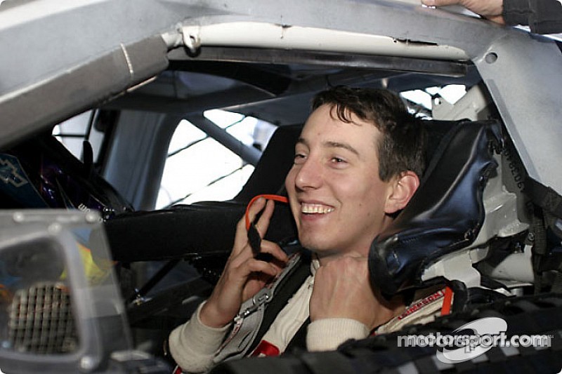 Kyle Busch leads the most important lap in ARCA/CRA race in Indianapolis