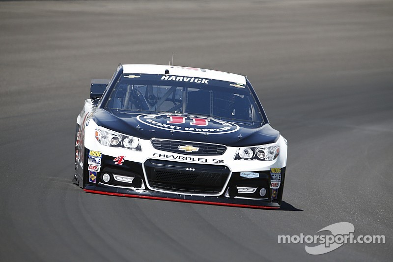 Kevin Harvick dominates Brickyard qualifying with track-record run