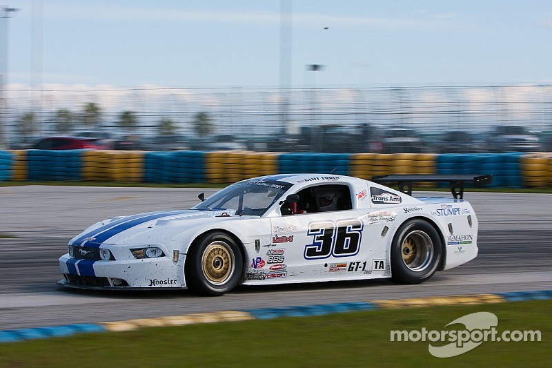 SCCA Northern Conference Round Nine runs at a hot Road America