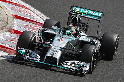 Cool Rosberg admits Hamilton cost him Hungary win