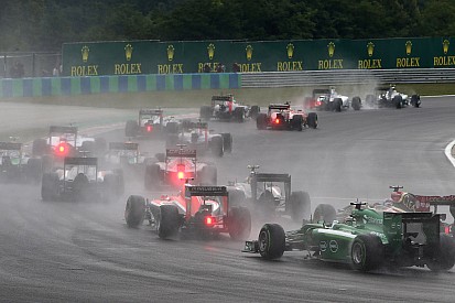 F1 to 'look at rules' to stop 'negativity' - Ecclestone