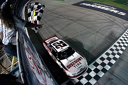 Keselowski dominates standalone Nationwide race in Iowa