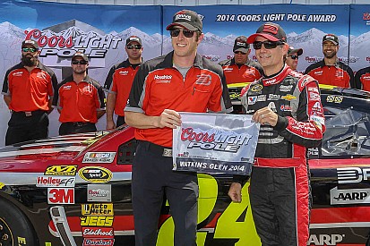Gordon beats Ambrose to claim 75th career Sprint Cup pole