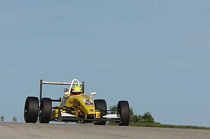 Pigot holds off Hargrove in Pro Mazda race
