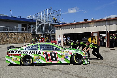 Kyle Busch sidelined early at Michigan