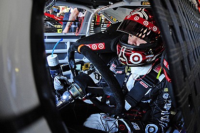Kyle Larson's day goes up in flames at Michigan