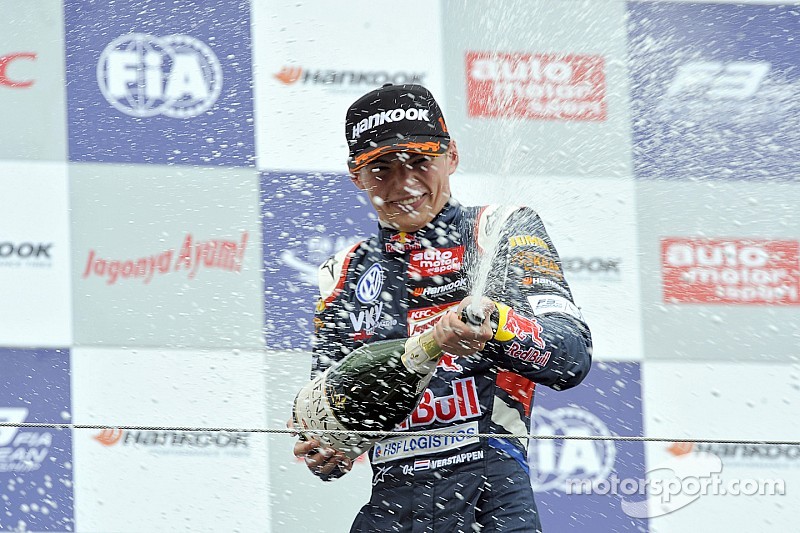 Verstappen not too young for 2015 debut - Lammers