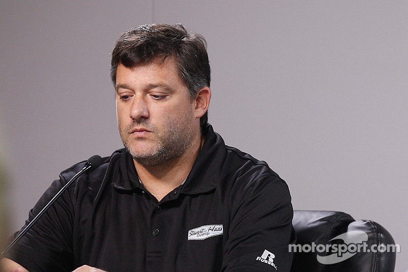 Stewart returns to action, but with a heavy heart