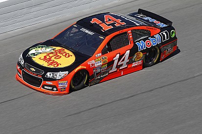 Bass Pro Shops founder on Stewart: "We are proud to stand by him"