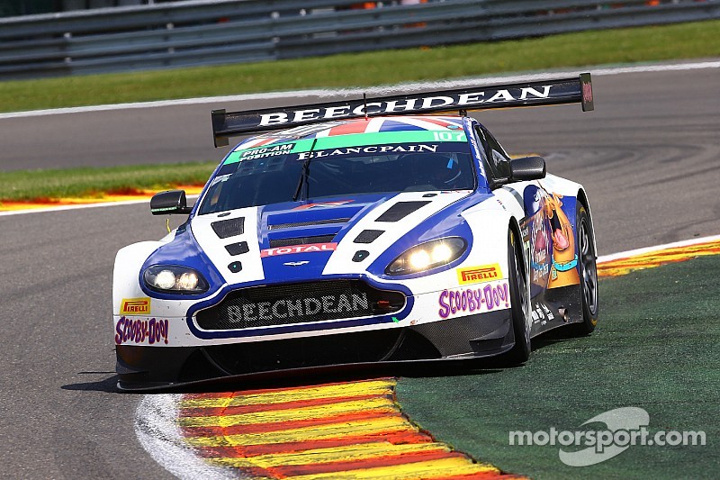 #107 Beechdean AMR Aston Martin Vantage GT3: Andrew Howard, Daniel Lloyd, Stefan Mücke