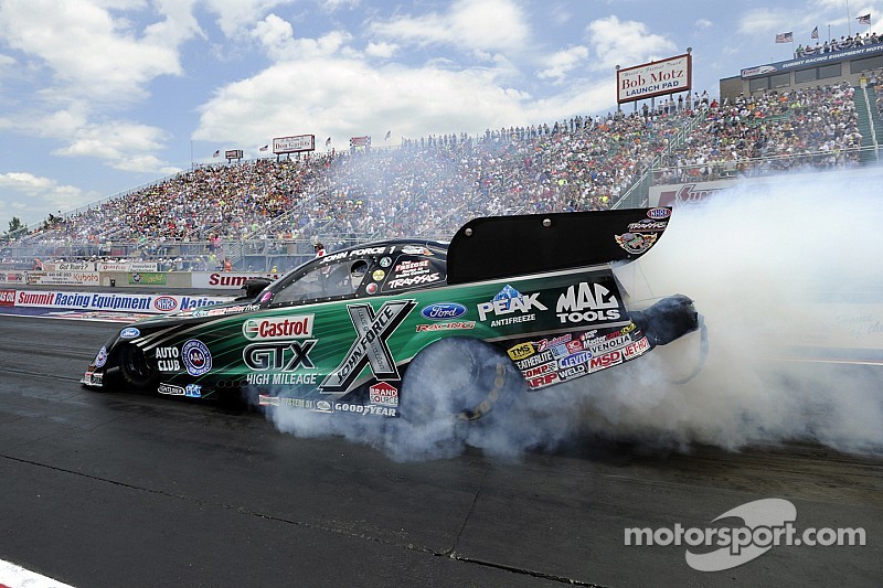 John Force drops rain-delayed final at Indy