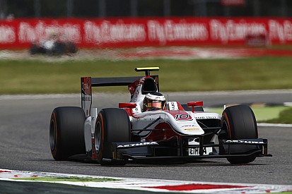 Feature race at Monza: Vandoorne holds on for third win