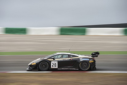 Hard-fought win for Bleekemolen and Proczyk in Qualifying Race