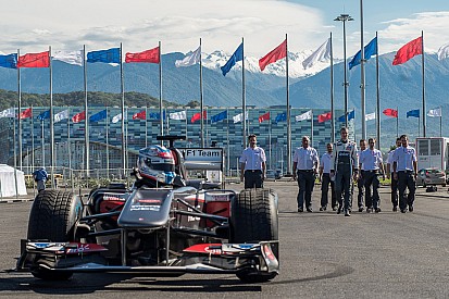 F1 Fridays looming for Sirotkin, Verstappen