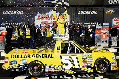 Kyle Busch takes dominating Truck win at Chicagoland