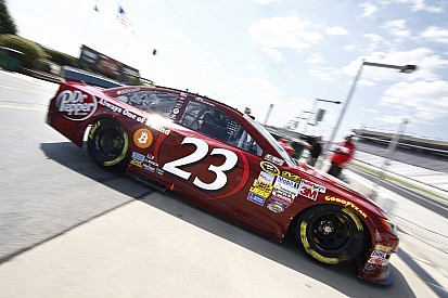 BK Racing scores top 30 with Cole Whitt at Chicagoland
