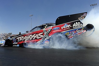 Courtney Force leads NHRA qualifying in Texas
