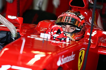 Ferrari wants three-car teams 'for the show'
