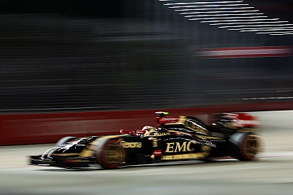 With Grosjean directly behind him, Maldonado finishes 12th in the Singapore GP