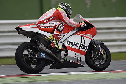 Great start for Andrea Dovizioso at MotorLand Aragón with quickest time of the day