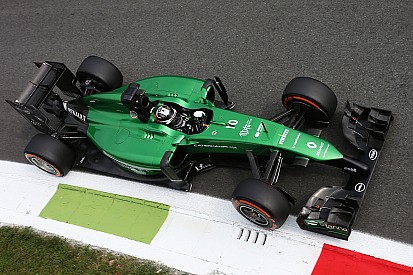 Kobayashi retains Caterham seat for home race