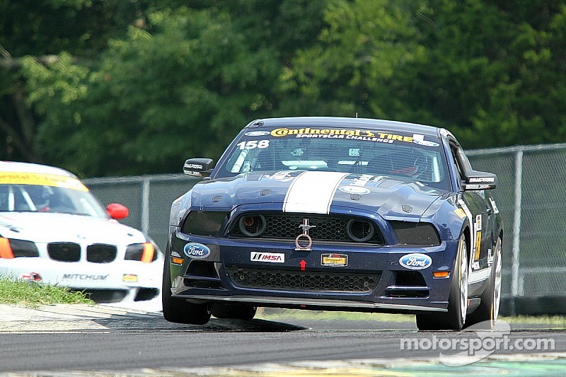 Billy Johnson and Ian James win CTSCC challenge thriller in Ford Mustang