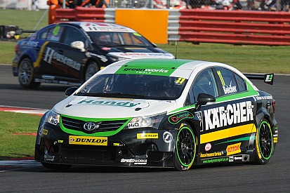 Belcher ends ‘fantastic’ rookie BTCC season with brace of top 20 finishes
