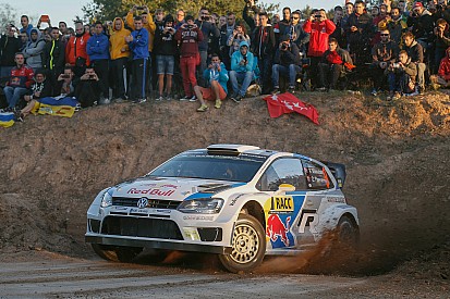 Mikkelsen fastest early on the streets of Barcelona
