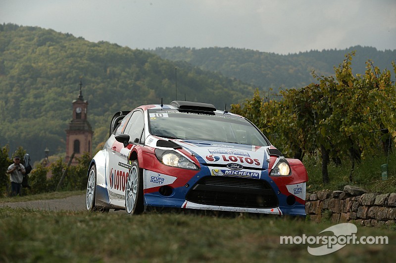 Kubica gains on gravel