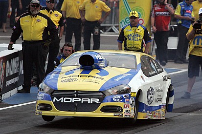Allen Johnson holding nothing back in NHRA title bid
