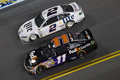 Hamlin offers Keselowski advice: "It's hard to win a championship on your own"