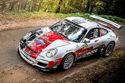 Romain Dumas and the Porsche 911 GT3 RS 4.0l « RGT » in the top five