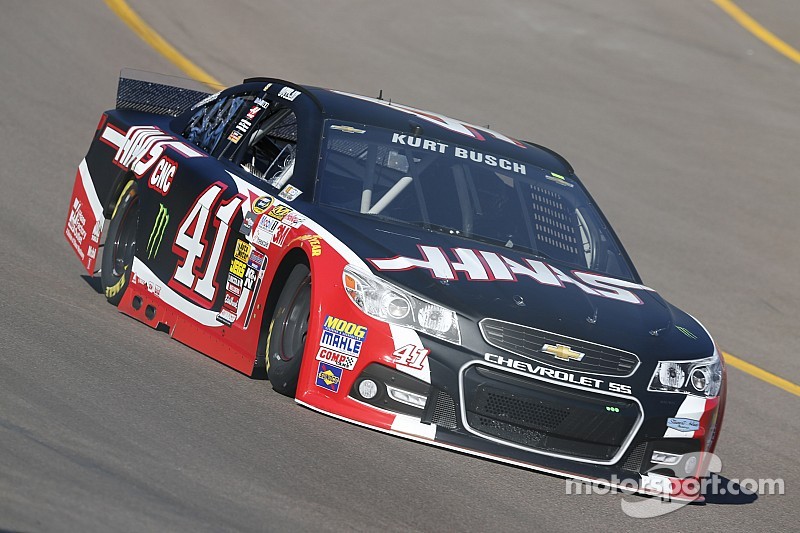 Kurt Busch earns hard-fought seventh place finish at Phoenix