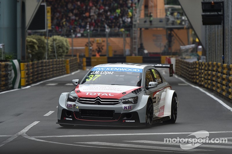 Jose Maria Lopez on pole at Macau
