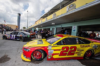 Three manufacturers going for Sprint Cup championship